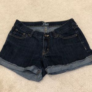 Old Navy Rockstar Denim Jean Shorts Dark Wash Sz 4